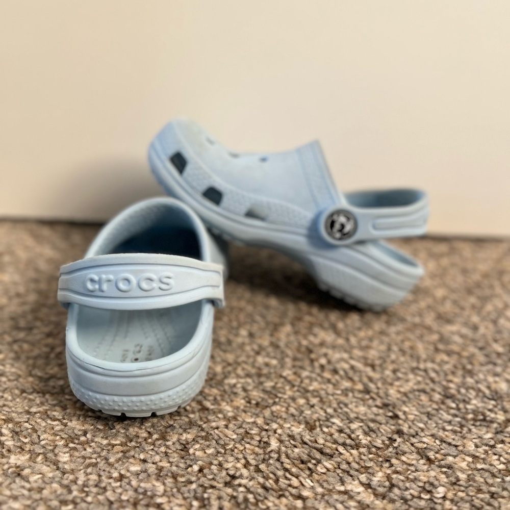CROCS Kids Sky Blue EUC